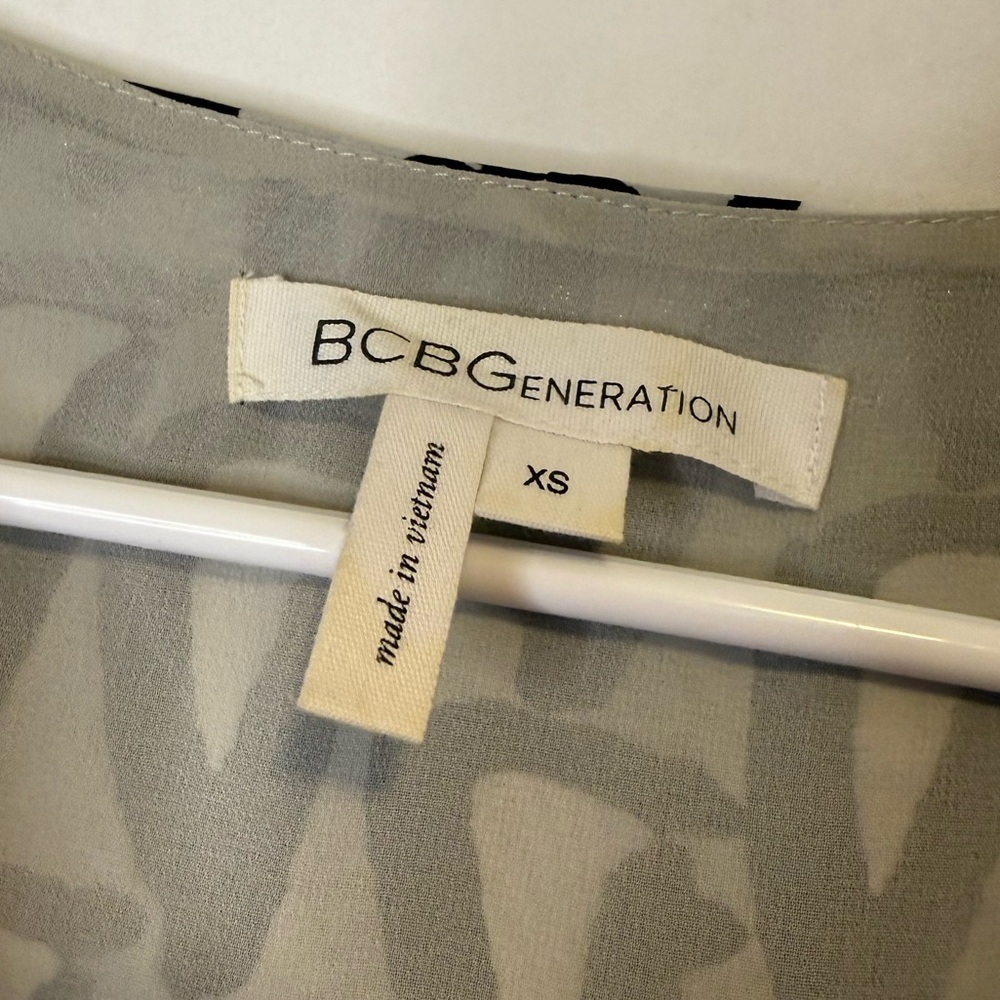 BCBGeneration Romper - Picture 3 of 6